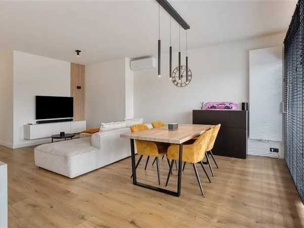 Appartement 4 pièces 90 m²