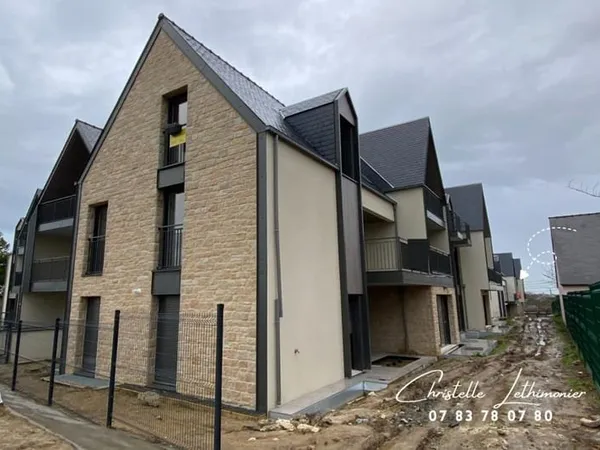 2 Pièces · 52,36 m² · Dinard 35800 · Balcon + Parking