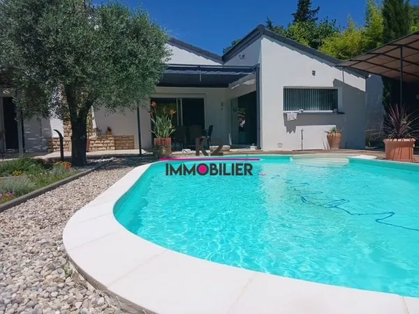 VILLA DE 110 M² PROCHE COMMERCES ECOLES