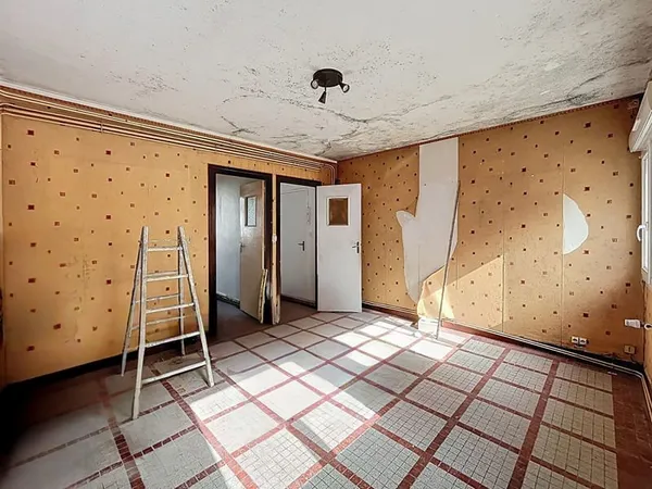 Appartement 2 pièces à rénover