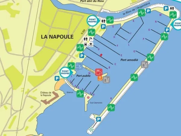 place de port Mandelieu la Napoule