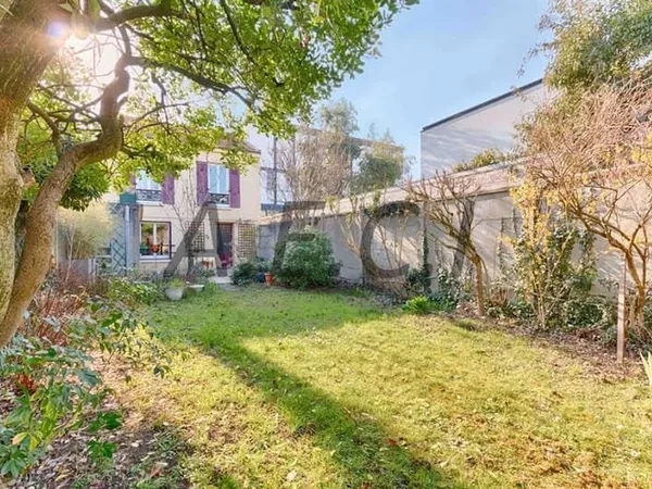 Maison 8 pièces 140 m²