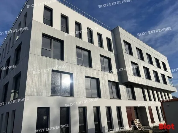 Bureaux 208 m²