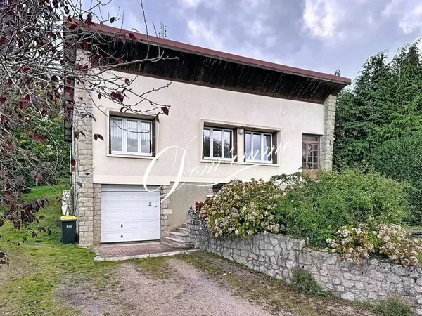 SAULIEU, maison d'habitation avec 3 chambres