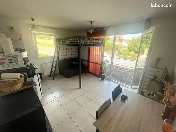 Studio 1 pièce 27 m²