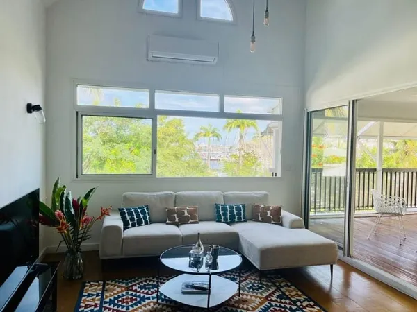 Appartement T4 Vue Mer À Vendre LE GOSIER Résidence Sécurisée avec Piscine