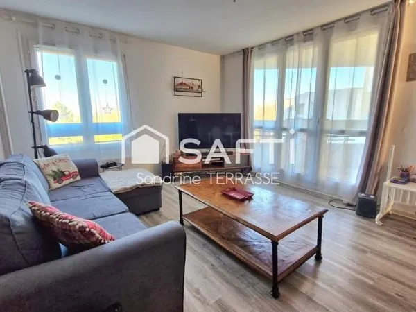 BEL APPARTEMENT 4 CHAMBRES BALCONS PLACE DE PARKING SECURISEE