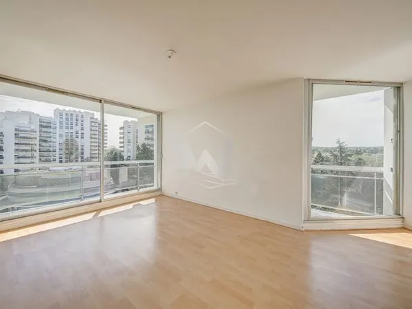 2 PIÈCES 60.47 M² AVEC BALCON, PARKING ET ASCENSEUR