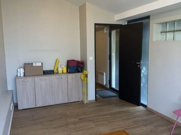 Bureaux 2 pièces 28 m²