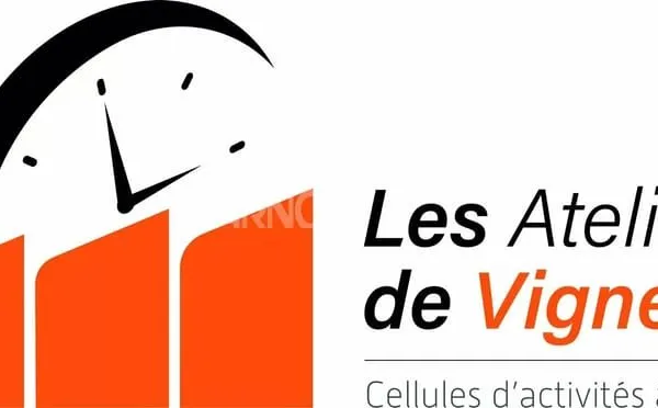 LOCAUX D'ACTIVITE A LOUER 45 M²