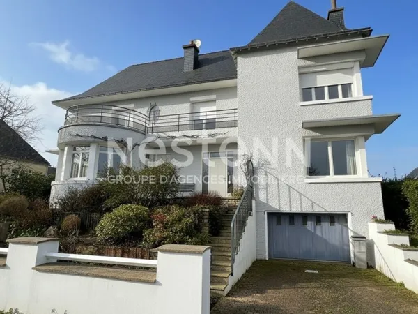 Maison de maitre de 188m² dans centre de Questembert