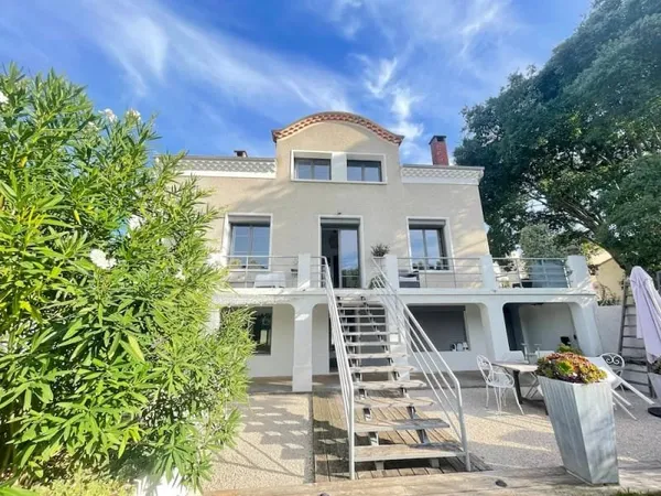 Maison 210 m²