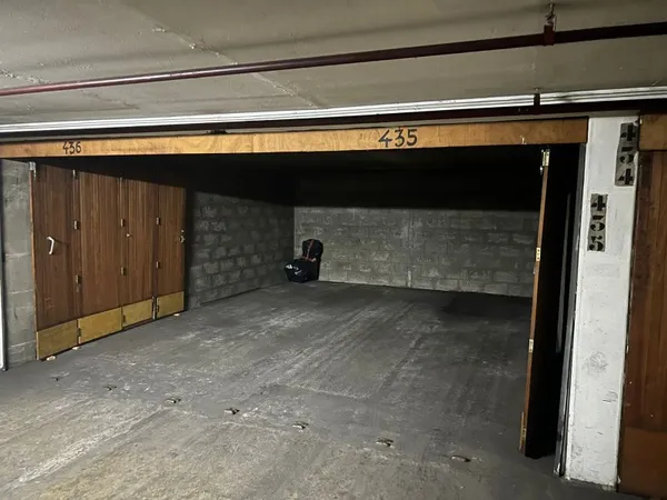 Stationnement Vente Paris   80000€