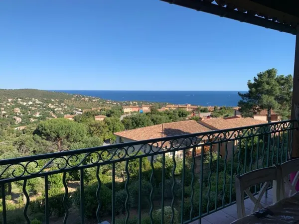 Vends appartement avec coin cabine et belle vue mer - 36m²