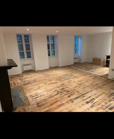 Loue T3 centre ville avec jardin