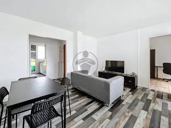 APPARTEMENT AVEC ASCENSEUR