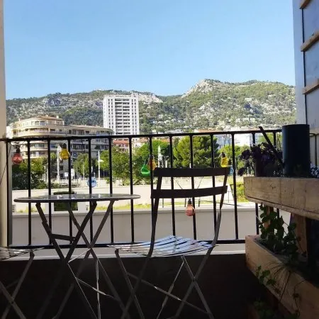 Loue appartement meublé