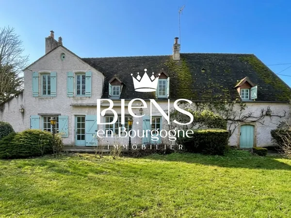 5 MIN BEAUNE, MAISON ANCIENNE A RENOVER SUR TERRAIN CLOS DE MURS