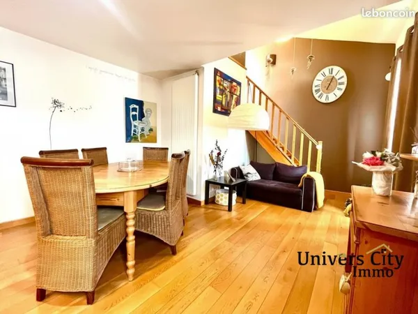 Maison 7 pièces 149 m²