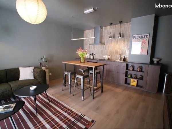 Appartement 2 pièces 42 m2 / Aucun frais d'agence