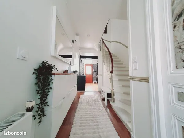 Maison 6 pièces 109 m²