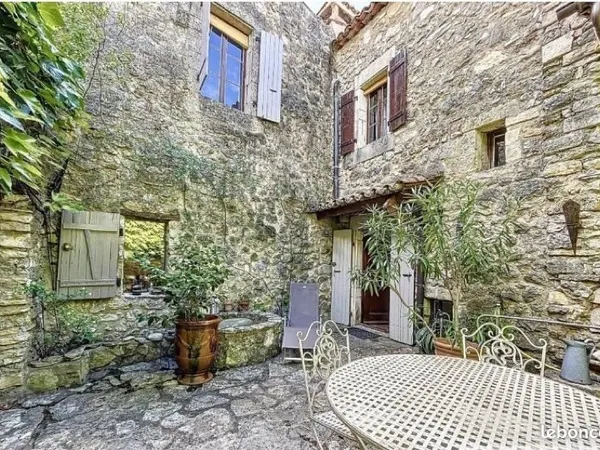 Maison de village