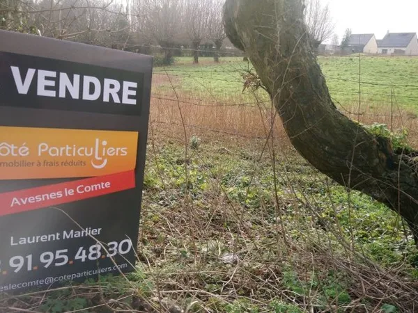 Terrain constructible 1231 m²