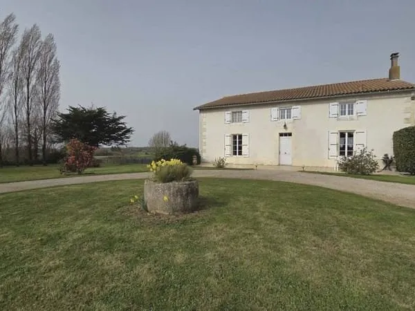 Maison 7 pièces 268 m²