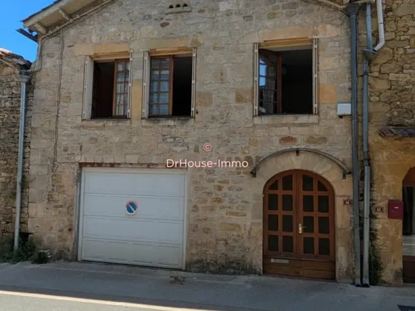 Maison de village avec jardin et garage