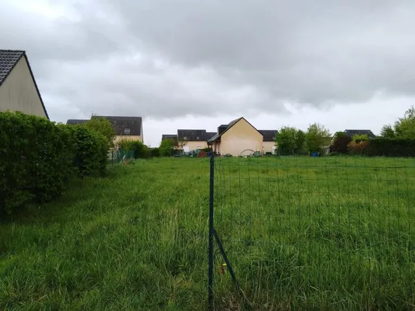Aujourd'hui un terrain... demain votre maison