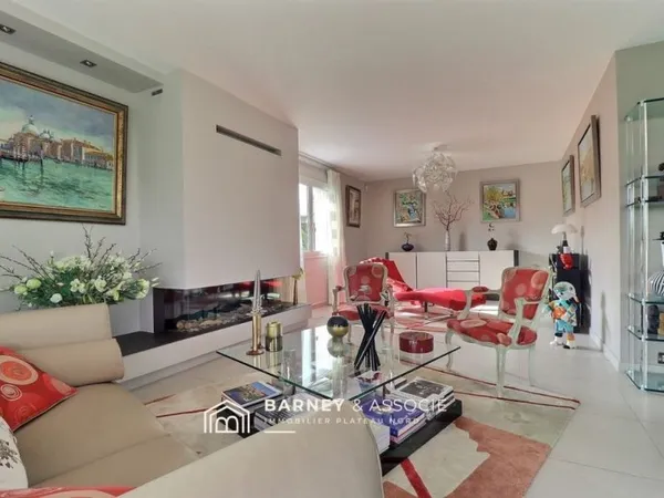 Maison de luxe 7 pièces 168 m²