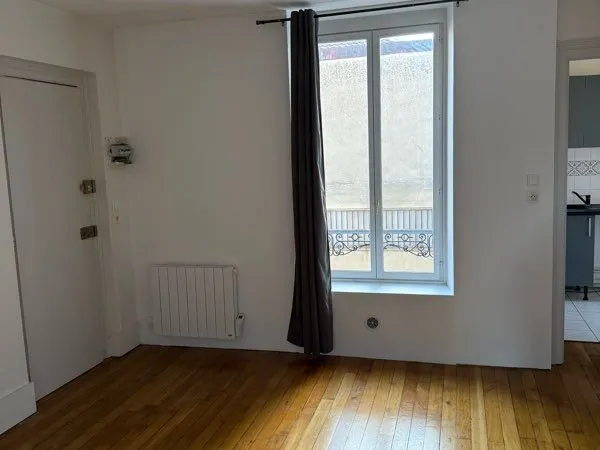 Location T2 — Gare - Courtalon - Pas de frais d'agence