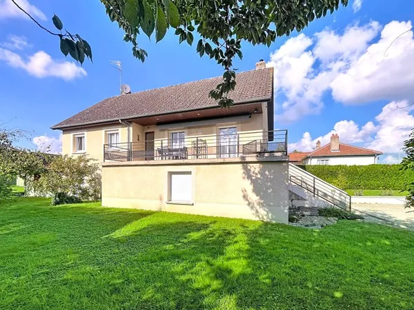 Maison 8 pièces 182 m²