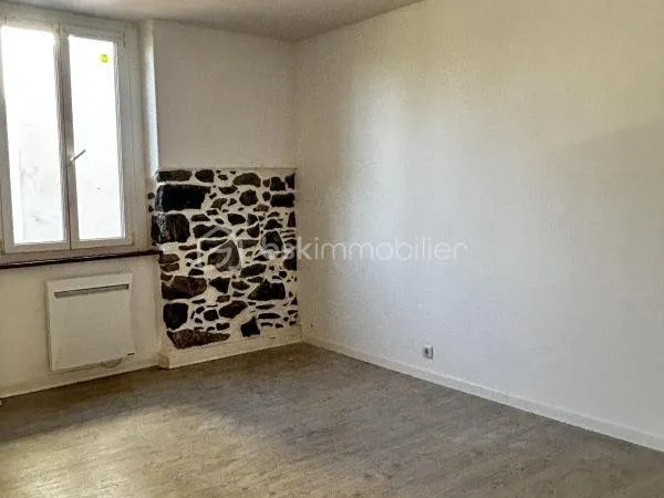 Joli appartement lumineux et atypique à Cambo-les-bains
