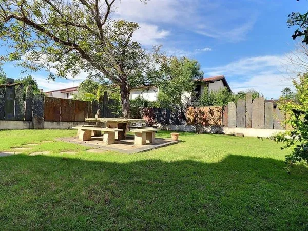 Maison 6 pièces 185 m²