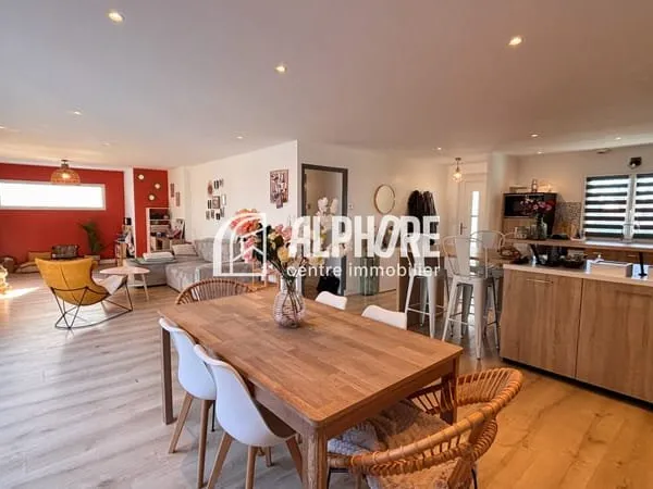 Maison de plain pied 3 chambres et bureau