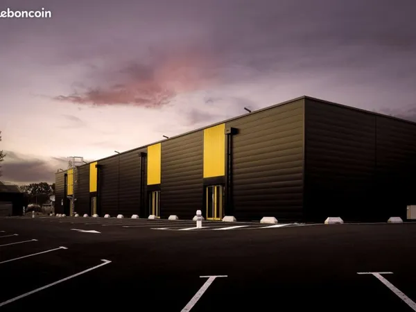 Local commercial neuf à louer - 480 m² divisibles