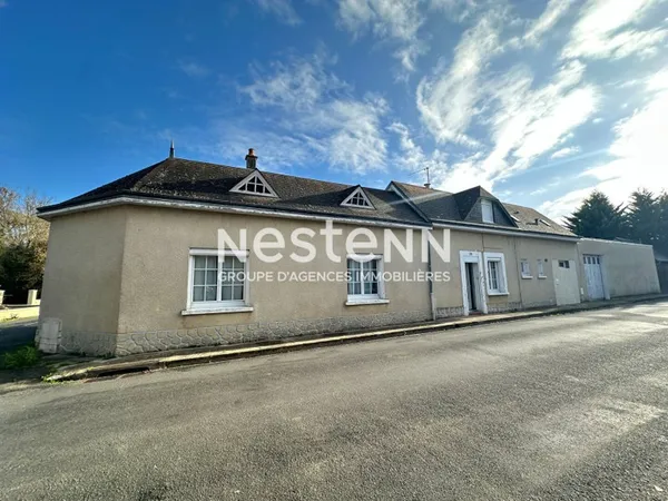 Vente charmante maison de village de 108.37 m² avec deux garages à La Chapelle-aux-Choux (72800)