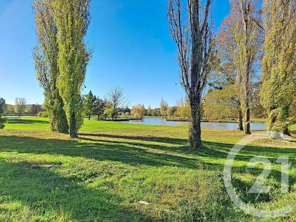 Maison 10 pièces 220 m²
