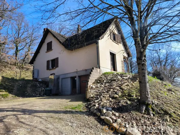 PAVILLON DE 172 m2 SITUE A CHATEAUNEUF SUR CHER