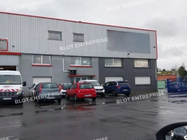 Bureaux 325 m²
