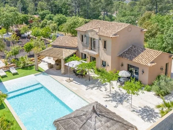 Villa de charme 150m2 avec piscine construite en 2024