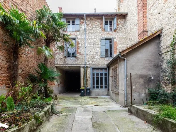Bien immobilier de rendement Vente Valence   178856€