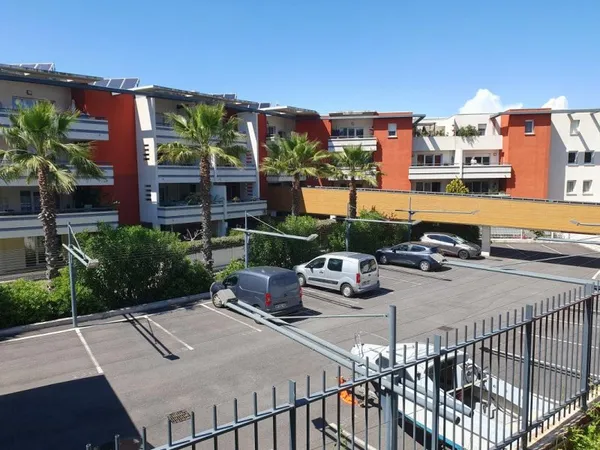 À Vendre - Appartement 2 Pièces Loué - Idéal Investisseur