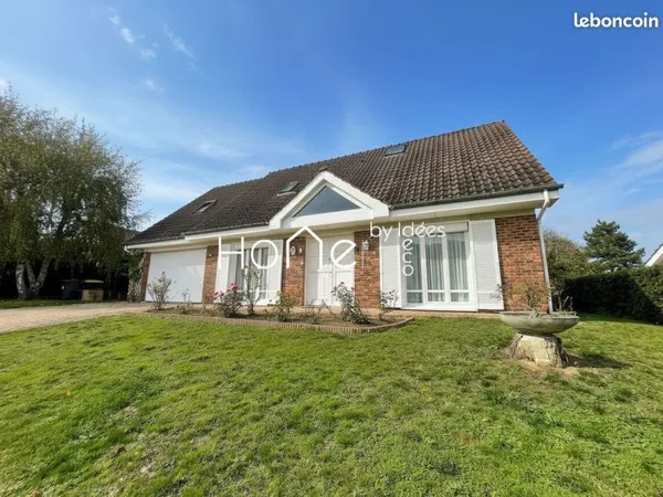 Combles aménagés 7 pièces 200 m²