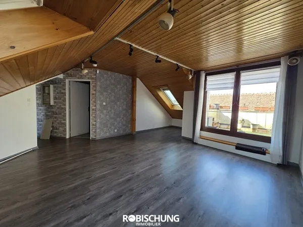 HIRSINGUE : Appartement au 3ème et dernier étage