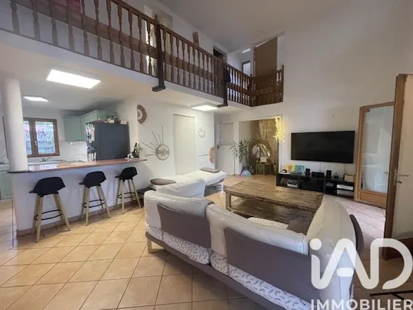 Maison 7 pièces 170 m²