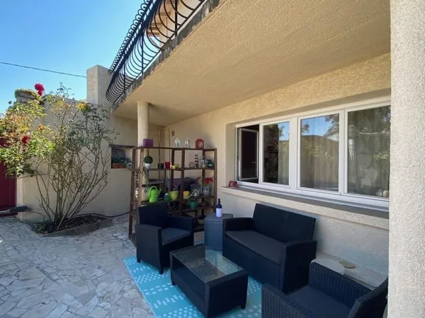 Velaine en haye 199K€, maison en bon état de 219M2 avec terrasses