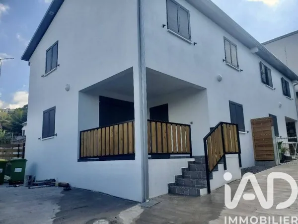 Maison 8 pièces 183 m²