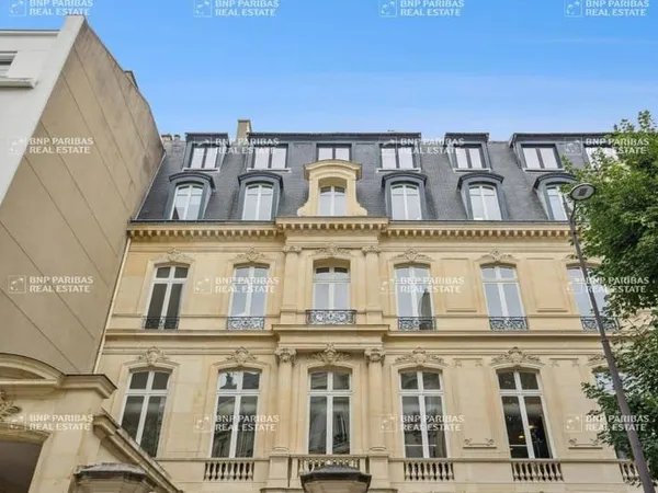 Bureaux 533 m²